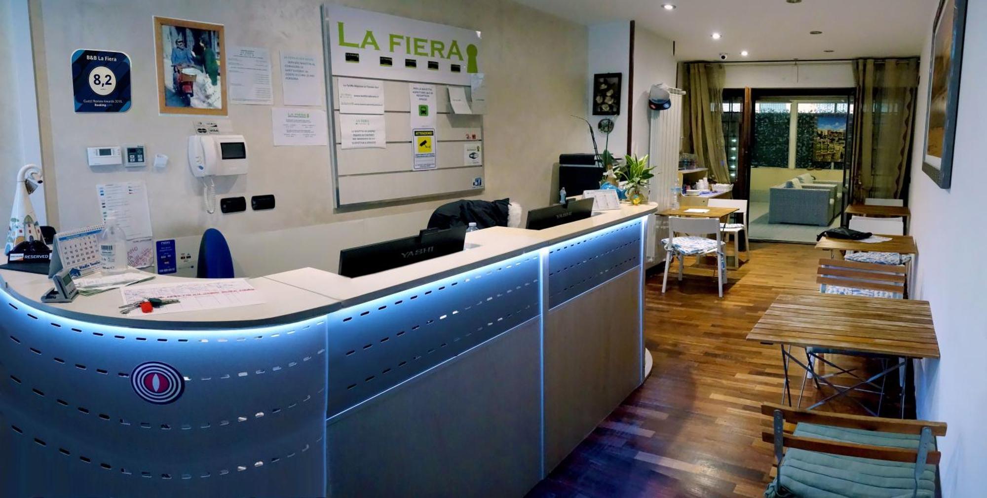 La Fiera GuestHouse Fiumicino Exterior foto